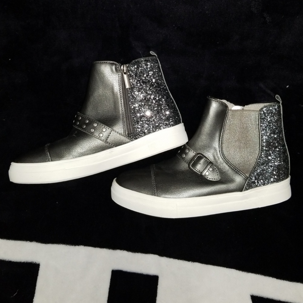 Metallic & glitter high tops NWOT